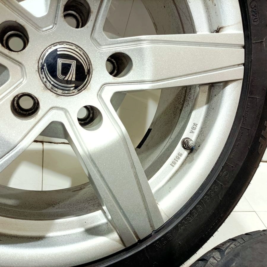 ALU: 17" ALU kola – 5x120 – 7,5J x 17" ET34 - 6