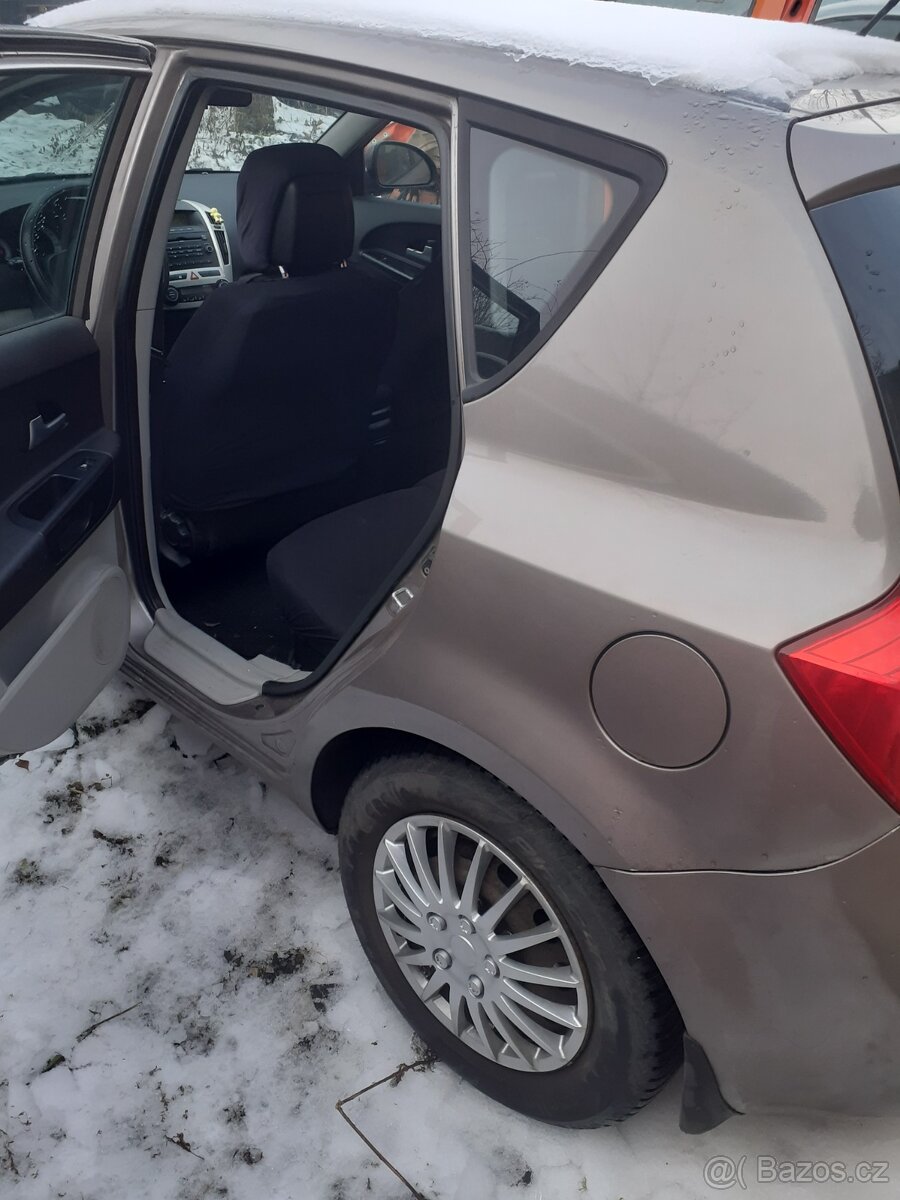 Kia Ceed 1,6crdi na N.D.motor k.o - 6