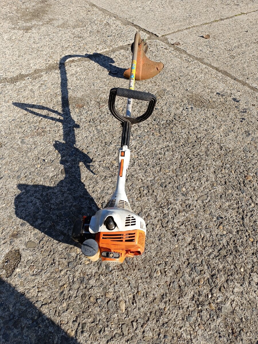 Prodám křovinořez zn. Stihl FS 38, nefunkční - 6