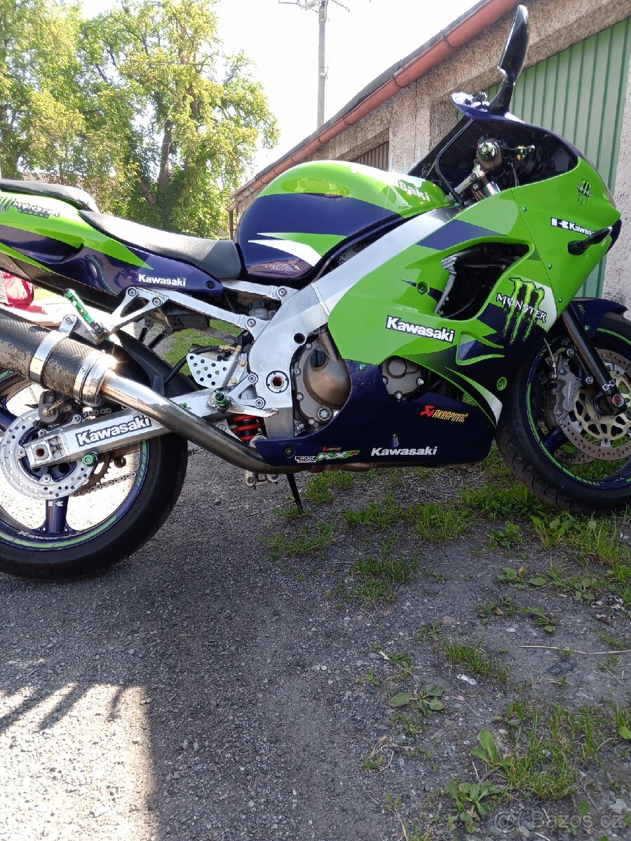 Kawasaki Ninja ZX 9 R - 6