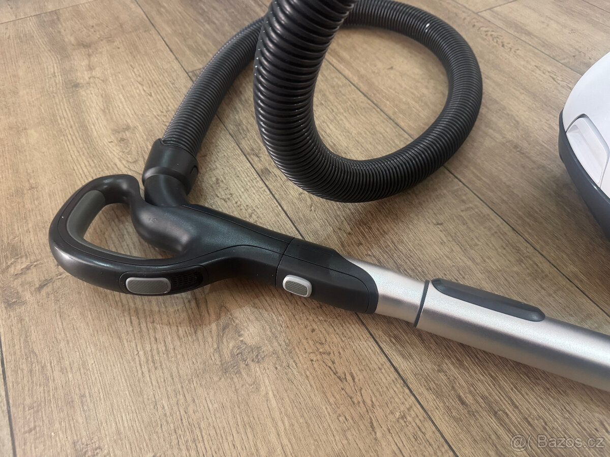 Vysavač electrolux sáčkový Aeroperformer - 6