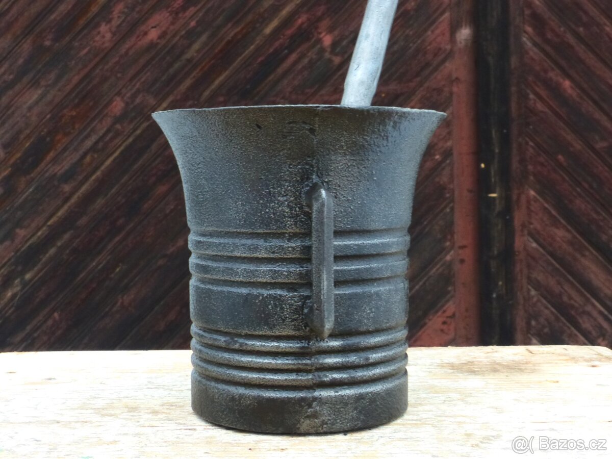 LITINOVÝ HMOŽDÍŘ - 6