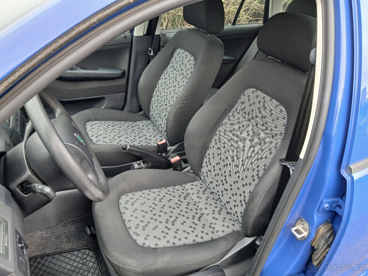 Škoda Fabia Com 1.4 59kW serviska - 6