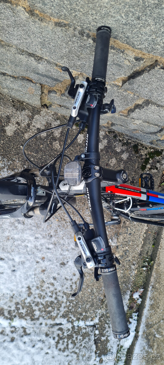 Trekingové kolo Apache Wakita Disc 2014 - 6