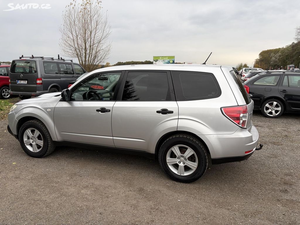 Subaru Forester 2.0 TD-E 4x4 - 6