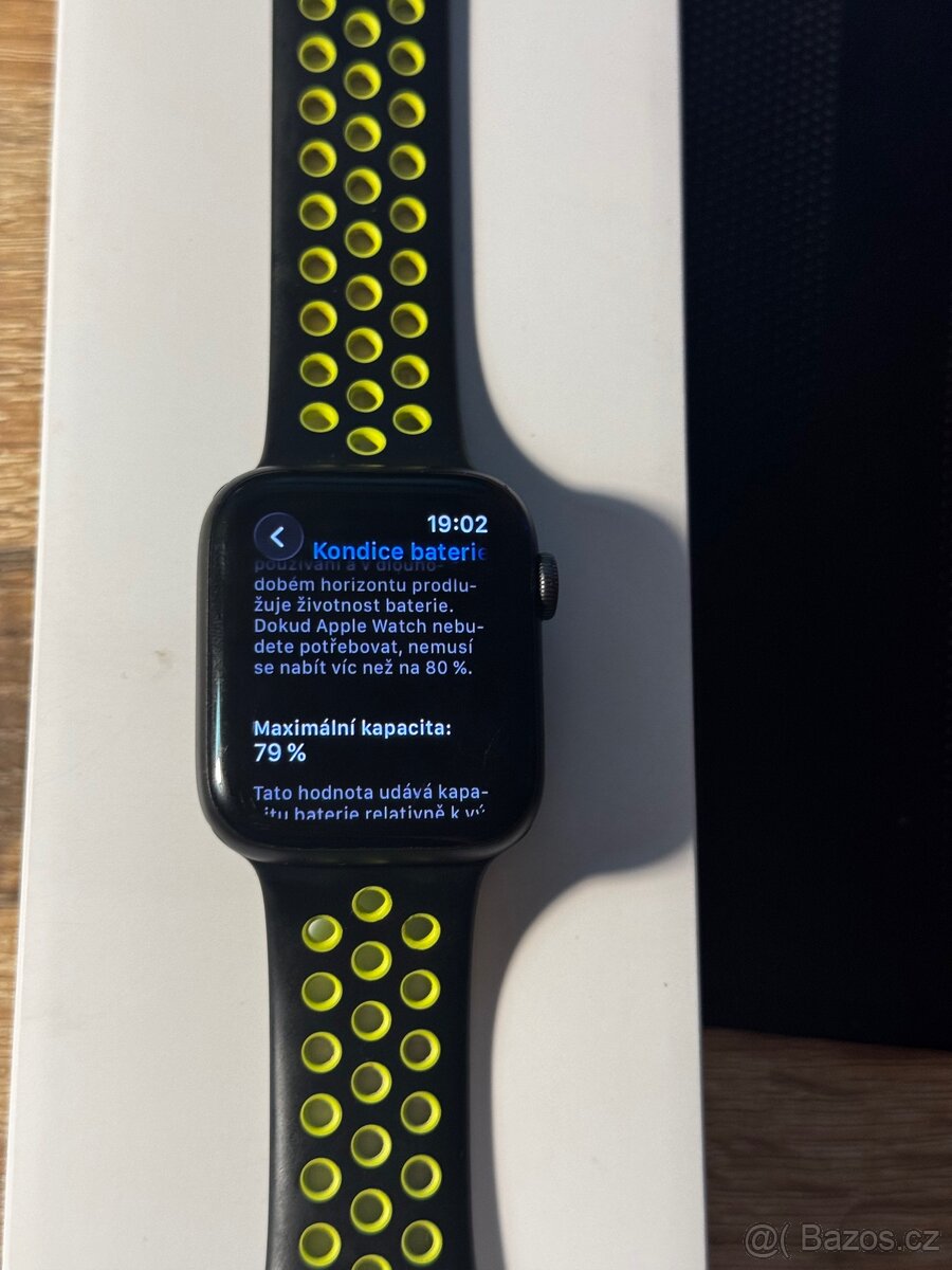 Apple Watch Series 6 - 6