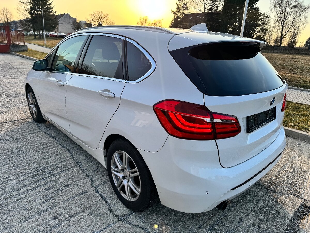 Prodám BMW 218D Active Tourer, rok 2015, 110Kw. - 6