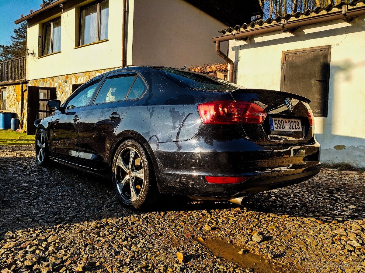 VW Jetta - 6
