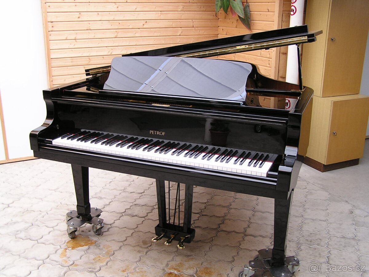 Prodám klavír zn. Petrof mod. III - 6