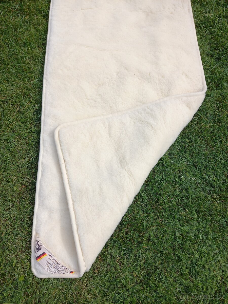 Přikrývka, podložka a polštář z ovčí vlny Merino - 6