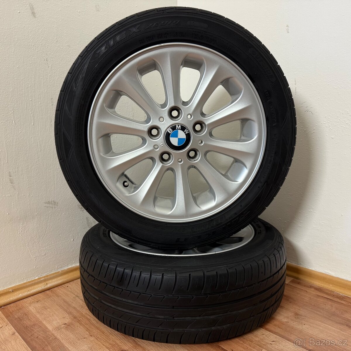 BMW 1 E87 5x120 R16 ET42+LETNÍ 195/55R16 5mm - 6
