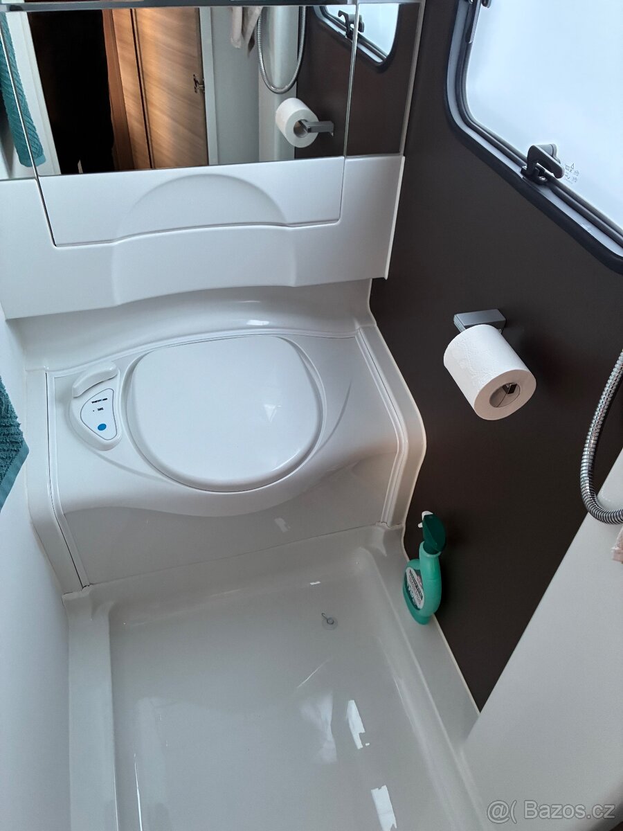 Karavan Adria 432 px - 6