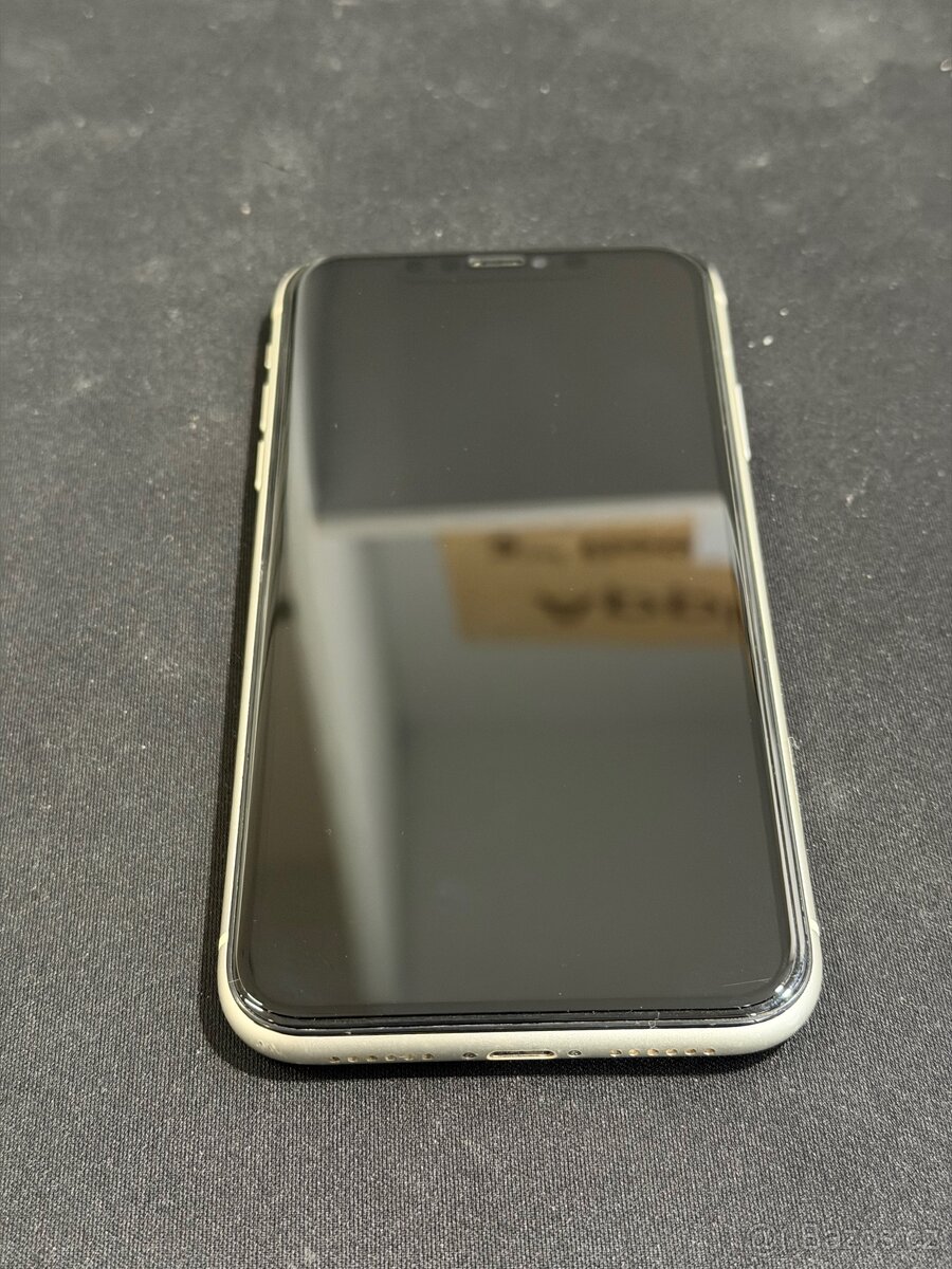 iPhone 11 s kapacitou 256 GB. - 6