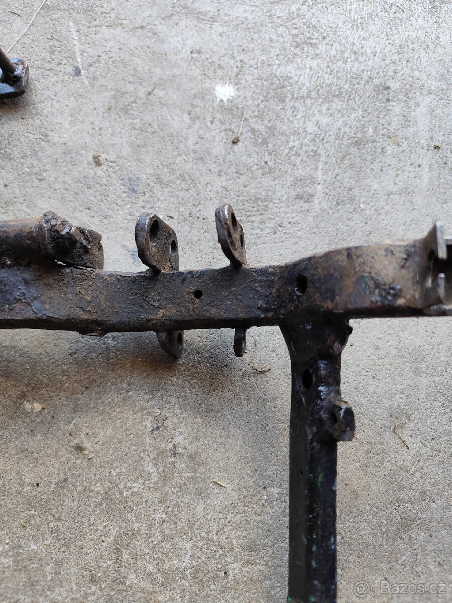 Kříž Jawa Pionýr - 6