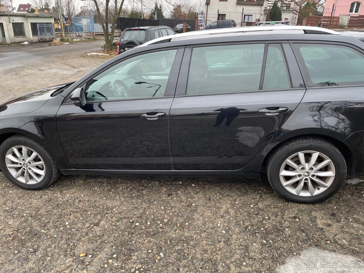 Octavia 3 COMBI 2.0 TDI 110kW ELEGANCE DSG 2015 - 6