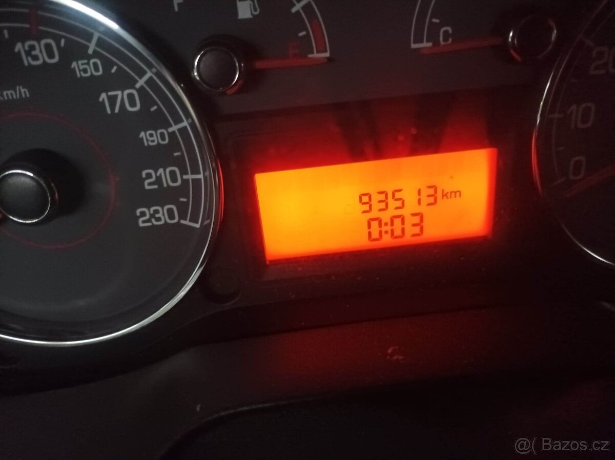Fiat Grande Punto - rv - 11 - 2009 . - 6