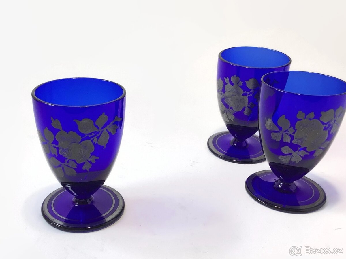 Vintage sada panáků z kobaltově modrého skla - 6