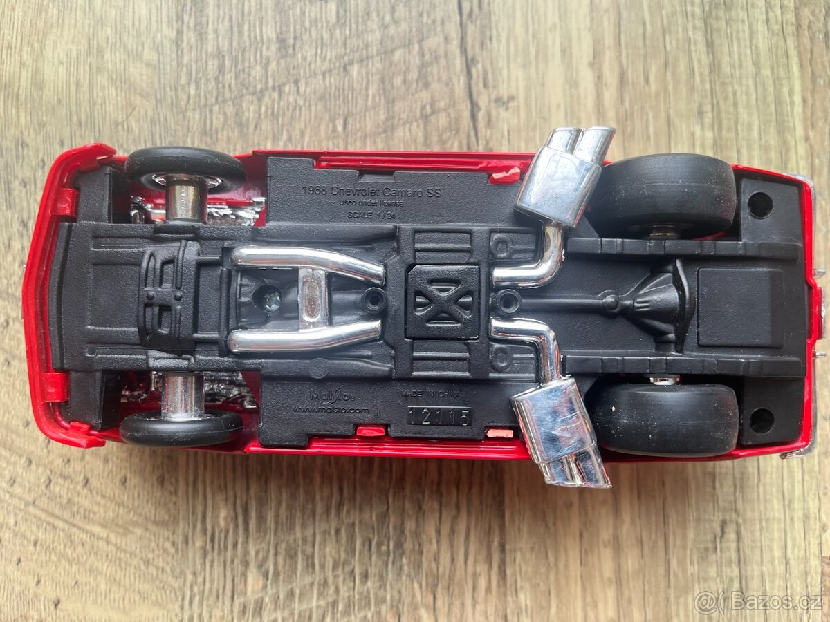 Model 1:24 Chevrolet Camaro SS, Maisto - 6
