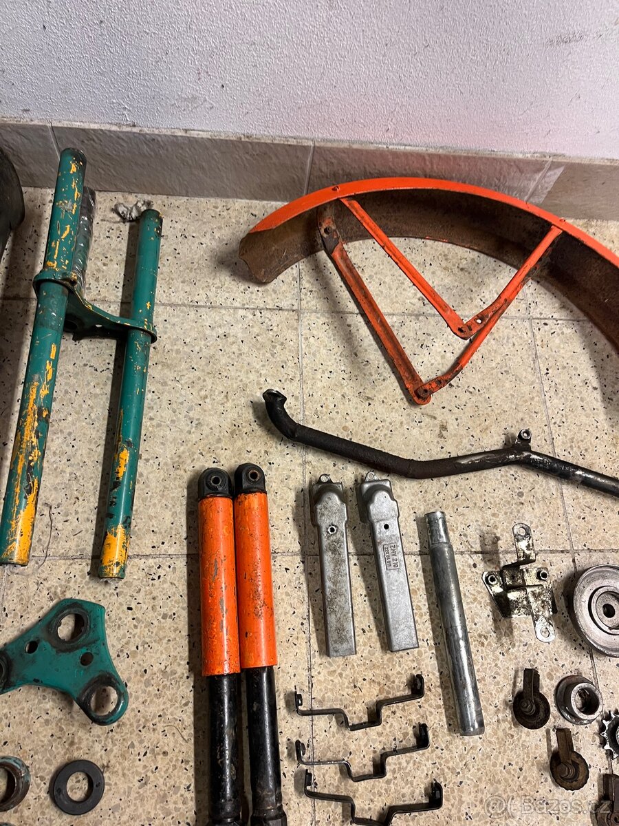 Různé díly babetta - 6