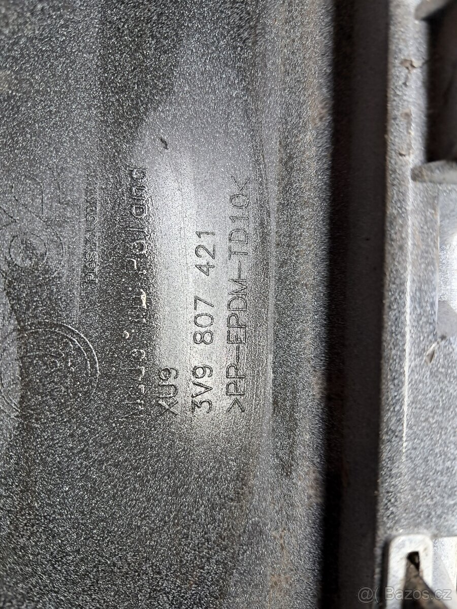 Zadní nárazník Škoda Superb 3 kombi r.v. 2020,3V9807421 - 6