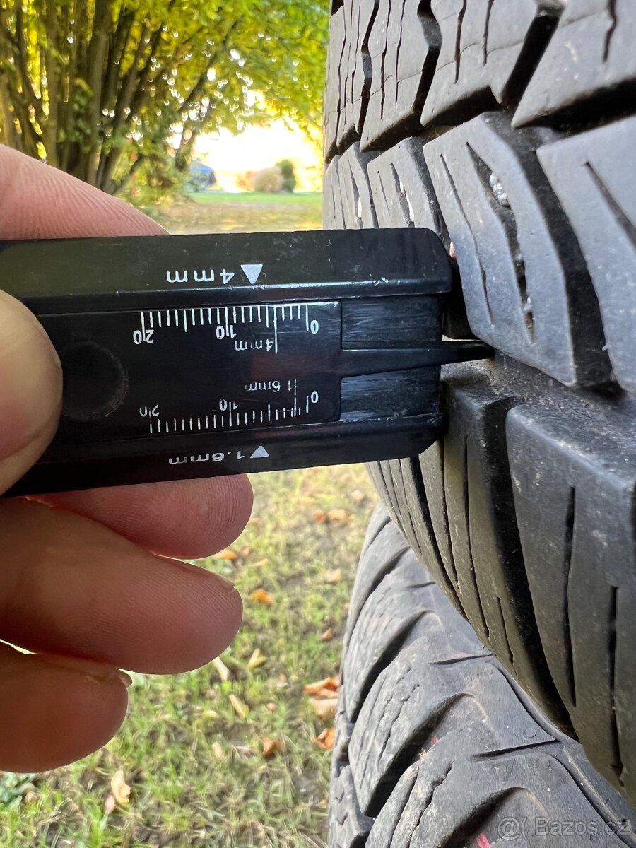 Zimní sada Ford 215/55/16 - 6