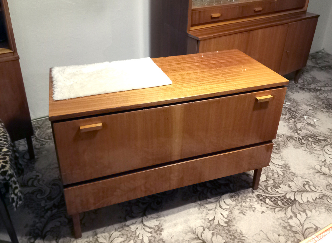 RETRO obývací stěna + příslušenství k obýváku - 6