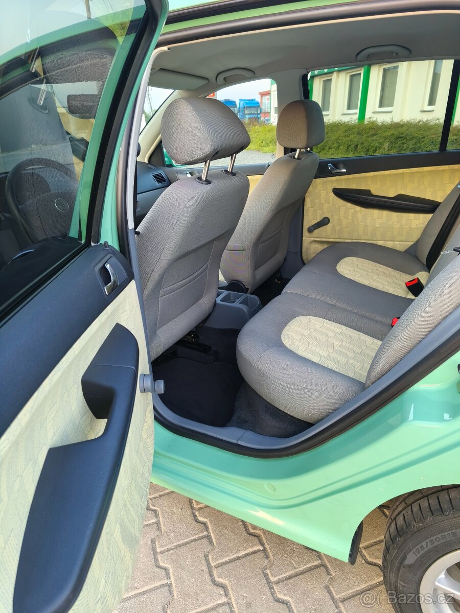 Škoda Fabia 1.4 MPi - 6