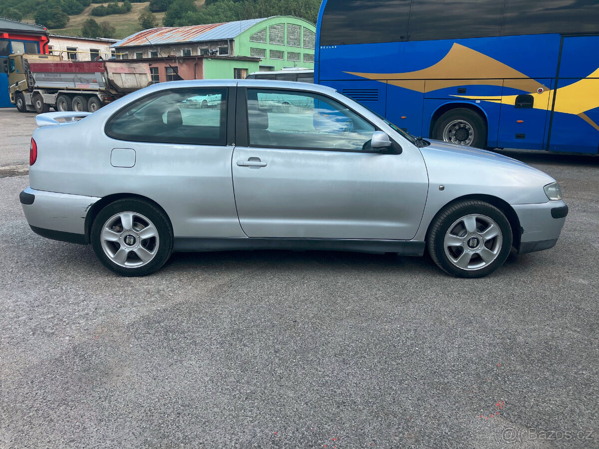 Seat Cordoba Sport Coupe SX 1.9 TDI 81 kW ASV 160.000 km - 6