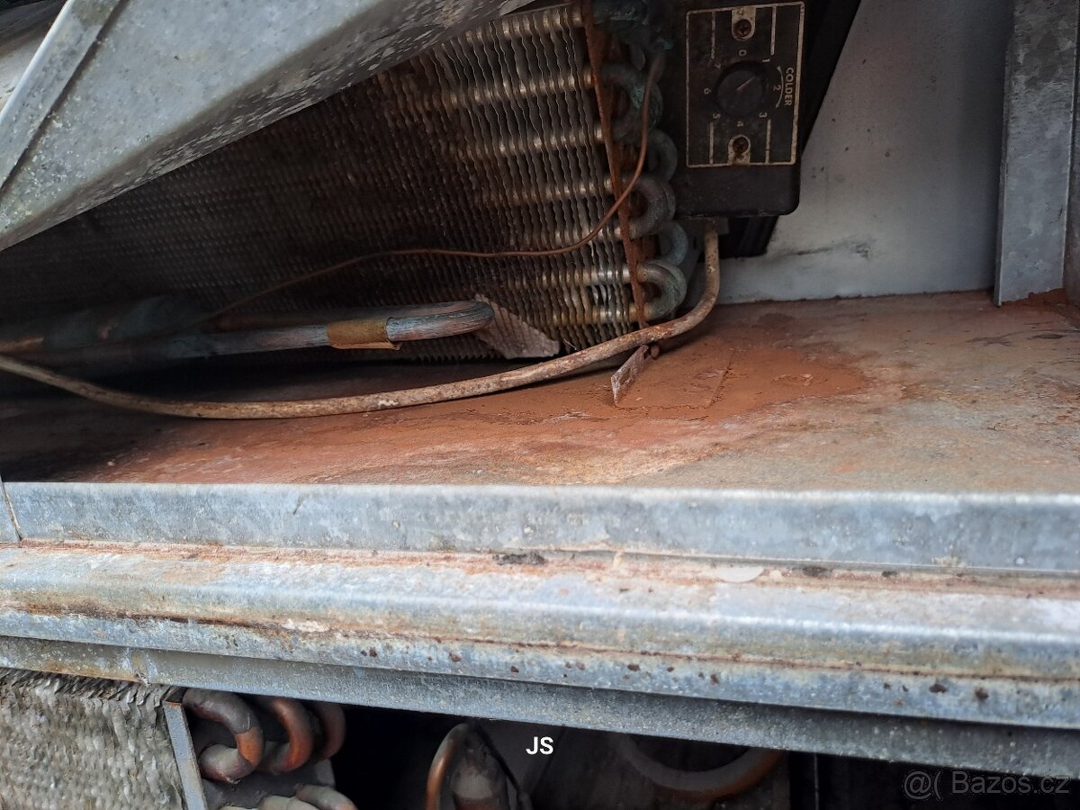 Automat na nápoje - 6