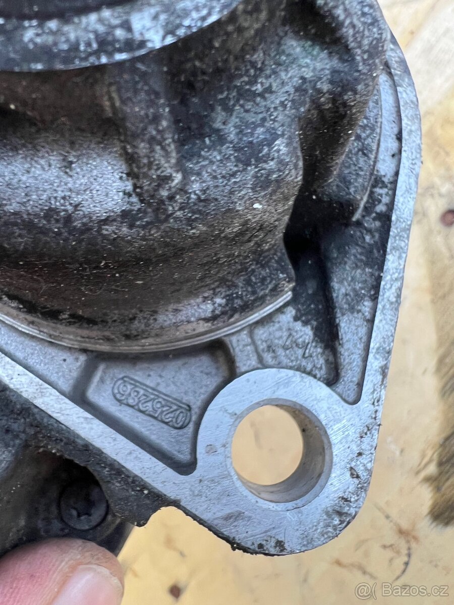 Startér Octavia 2 2.0 tdi - 6