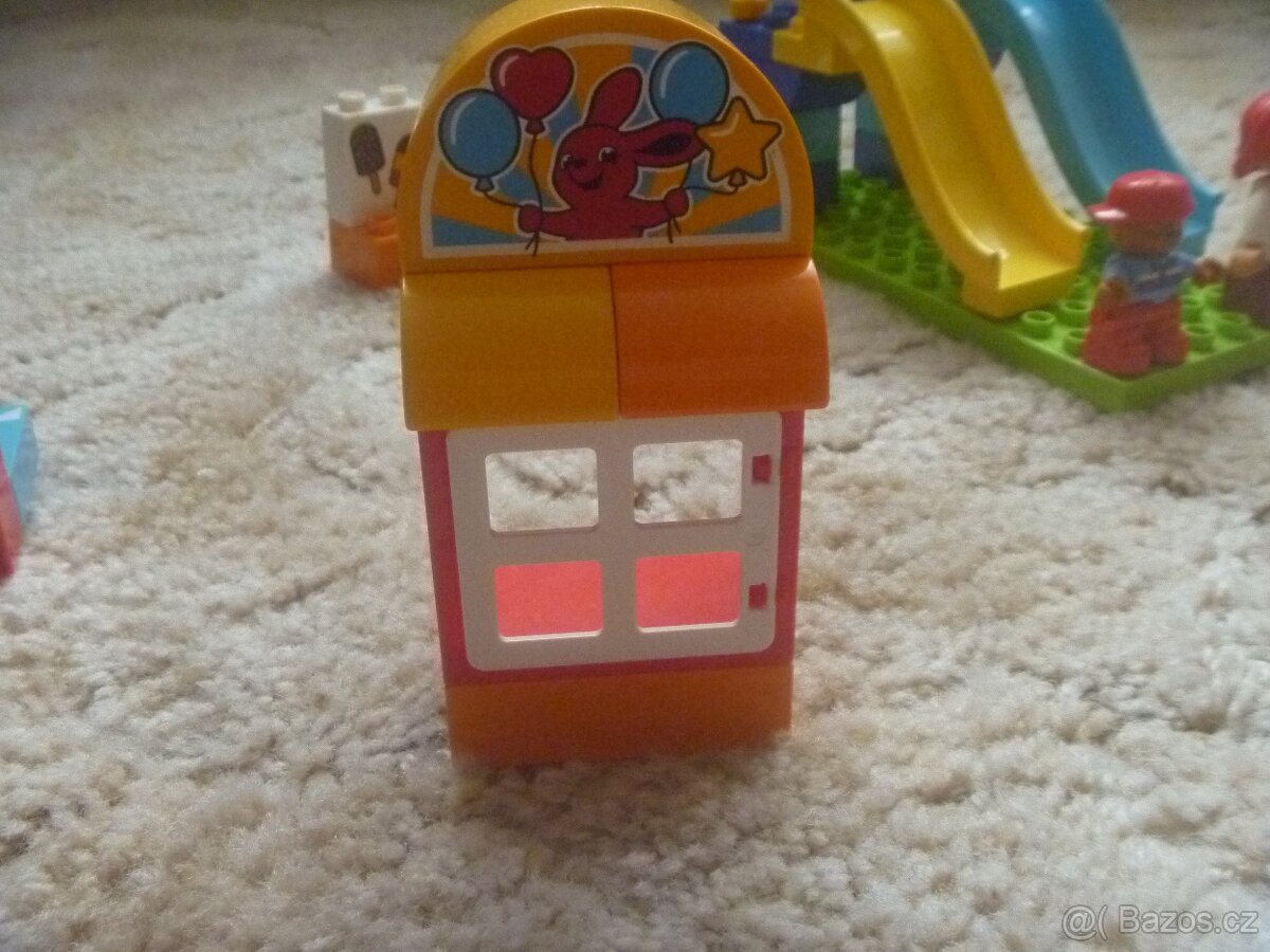 LEGO® DUPLO® 10841 Zábavná rodinná pouť - 6