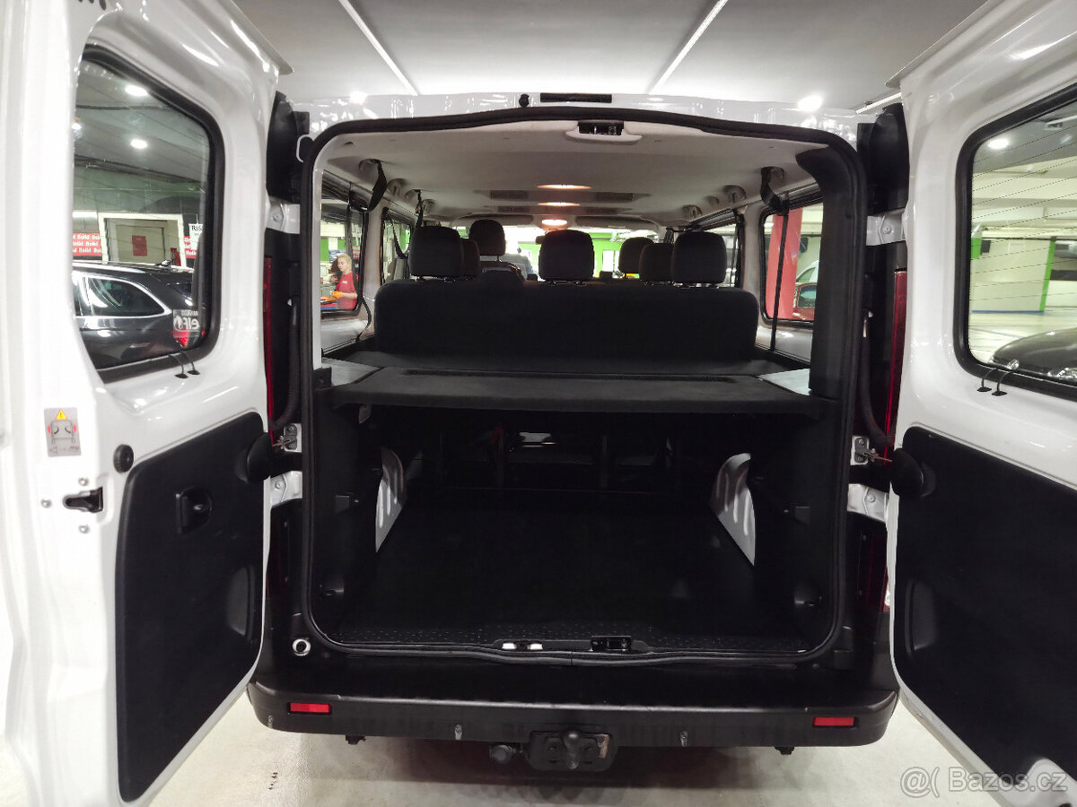 renault trafic DCi 9 míst DLUHÁ VERZE - 6