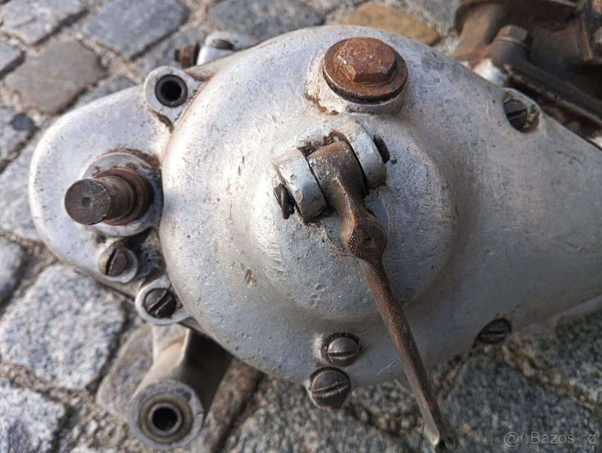 Motor ČZ 250 tourist, sport - 6