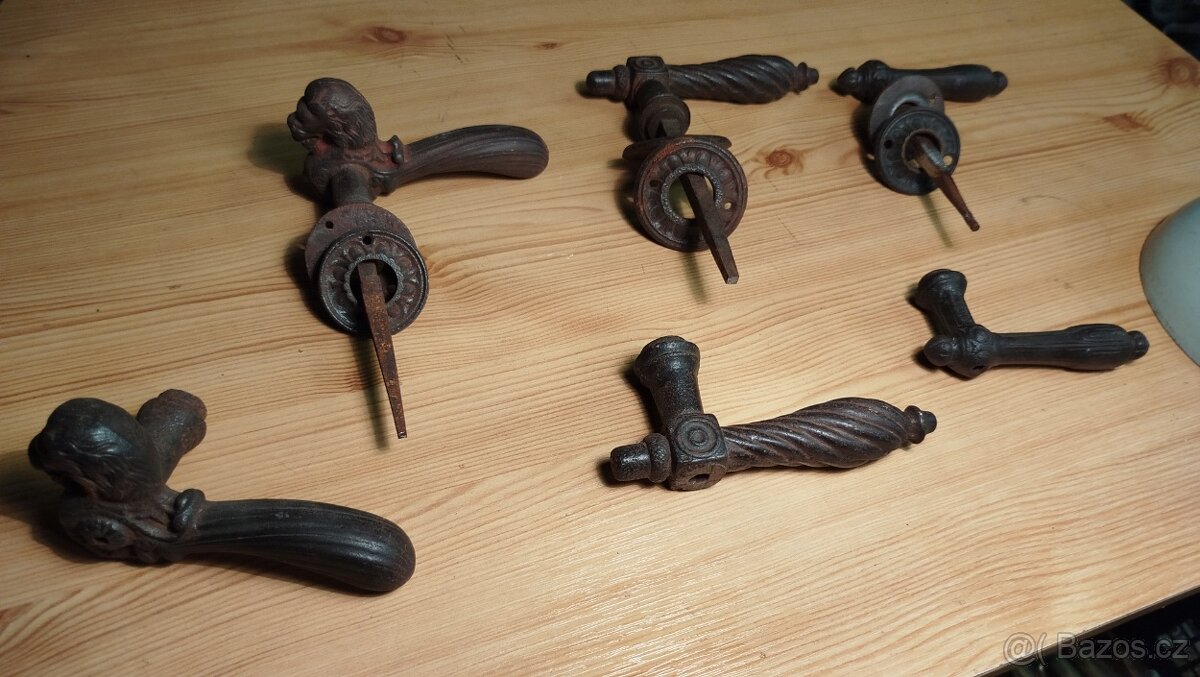 Mosazné kování - 6