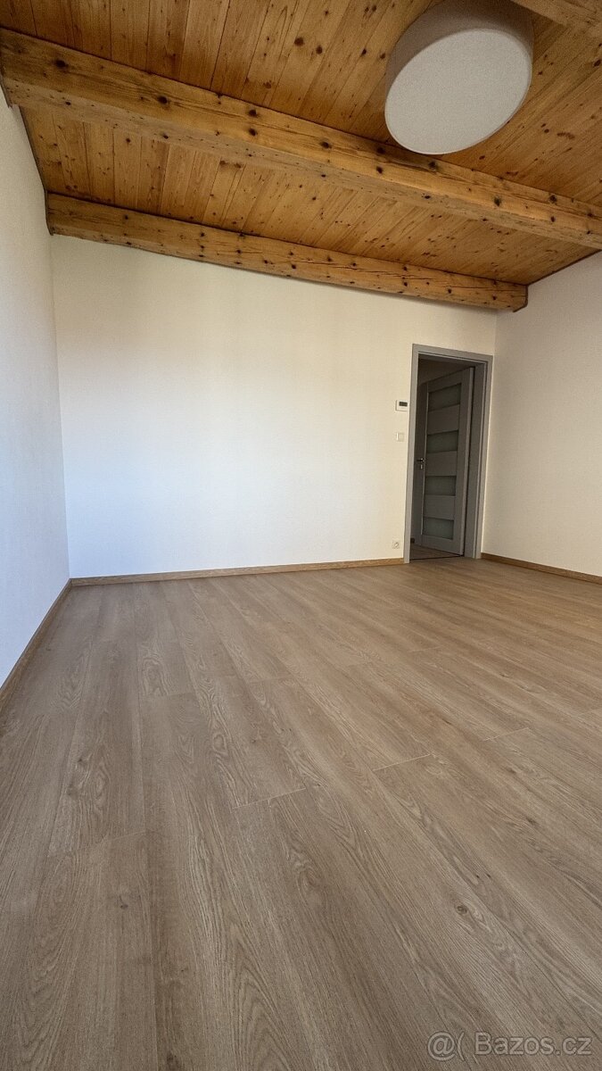 Pronájem bytu 2+1 57,35 m² Gogolova, Jeseník - 6