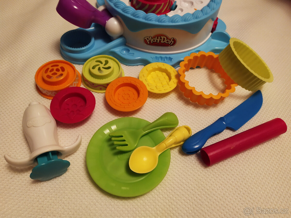 Play doh výroba dortů - 6