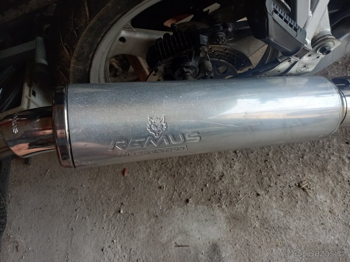 SUZUKI GS 500E - A2 - 6