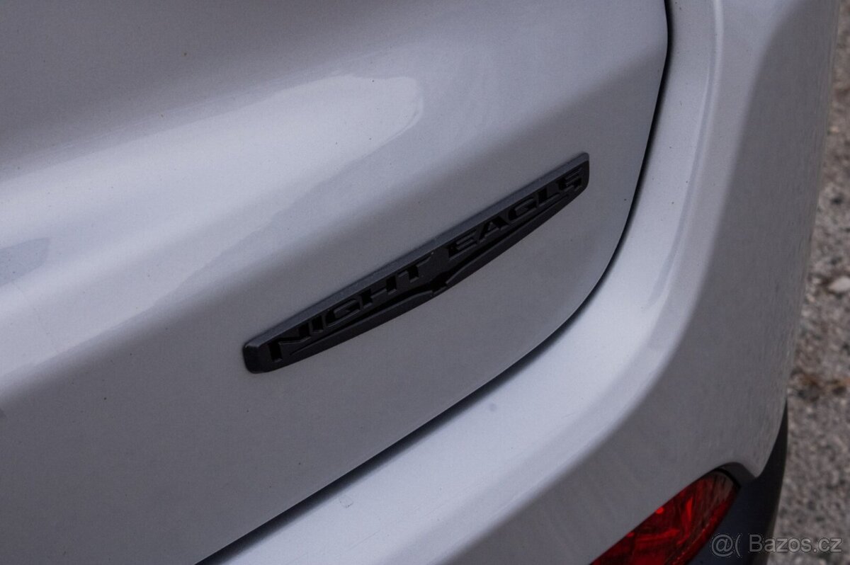 Jeep Compass 1.5 e-Hybrid Night Eagle II / NELAKOVANÉ - 6