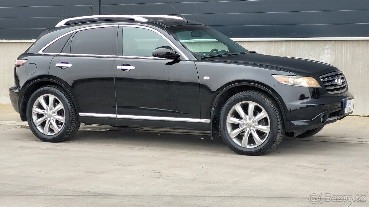 Prodám Infiniti FX45 - 6