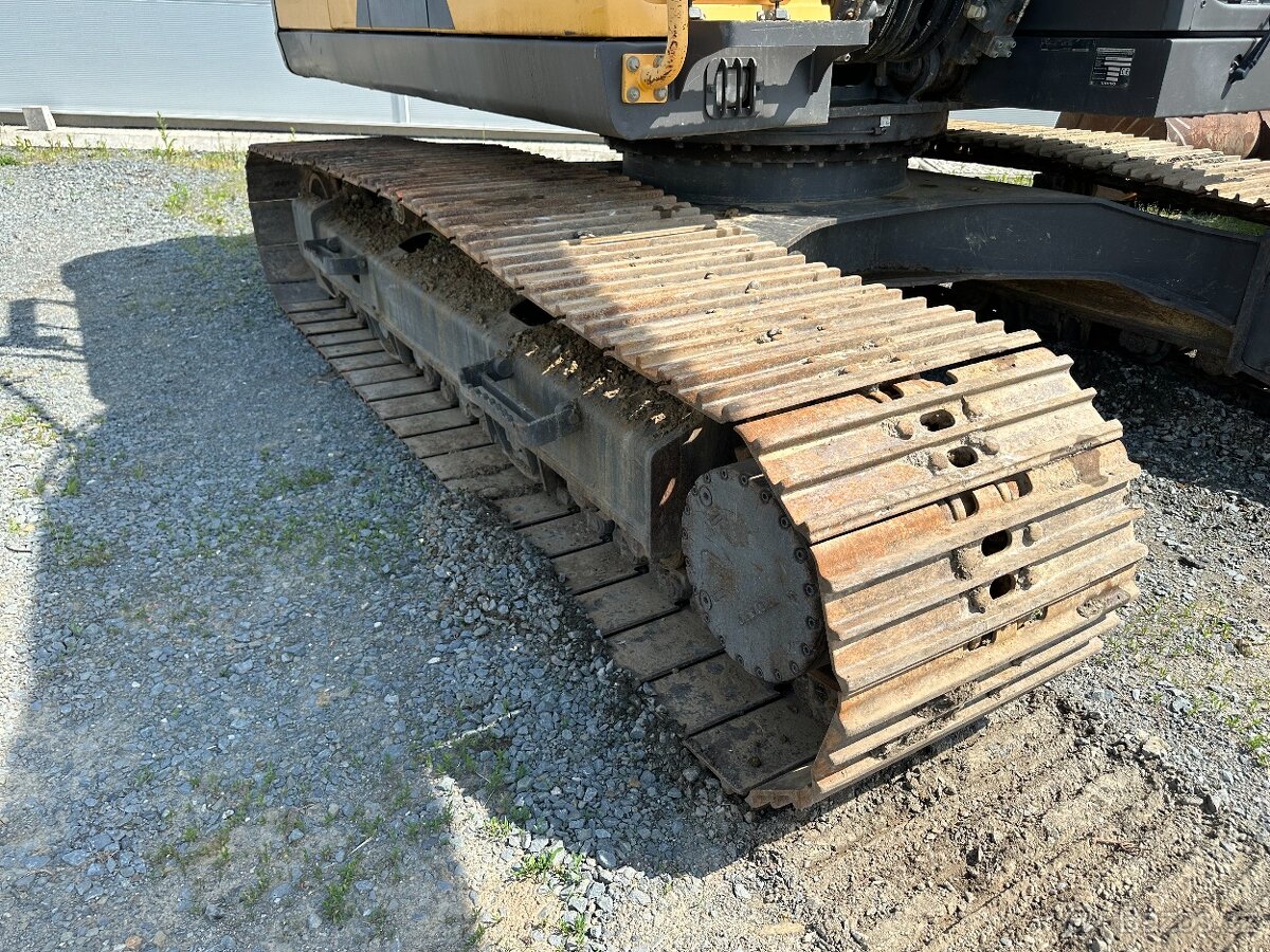 Pásový bagr VOLVO EC220EL - 6
