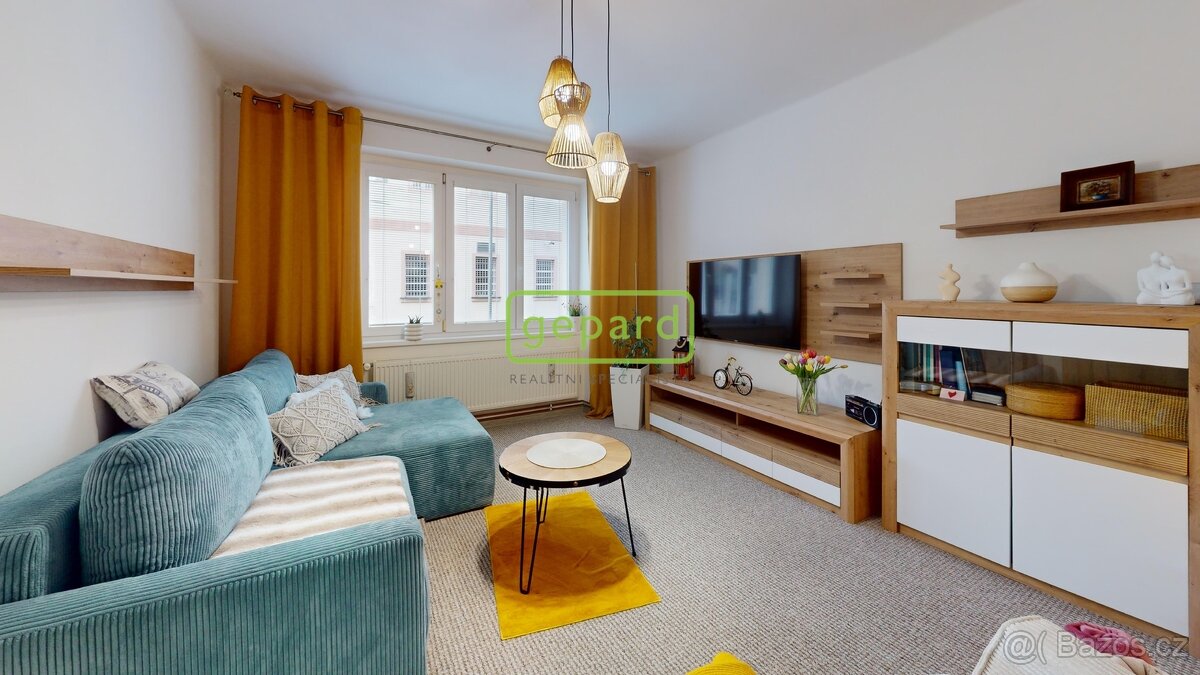 Byt 2+1 v okresním městě Teplice - 6