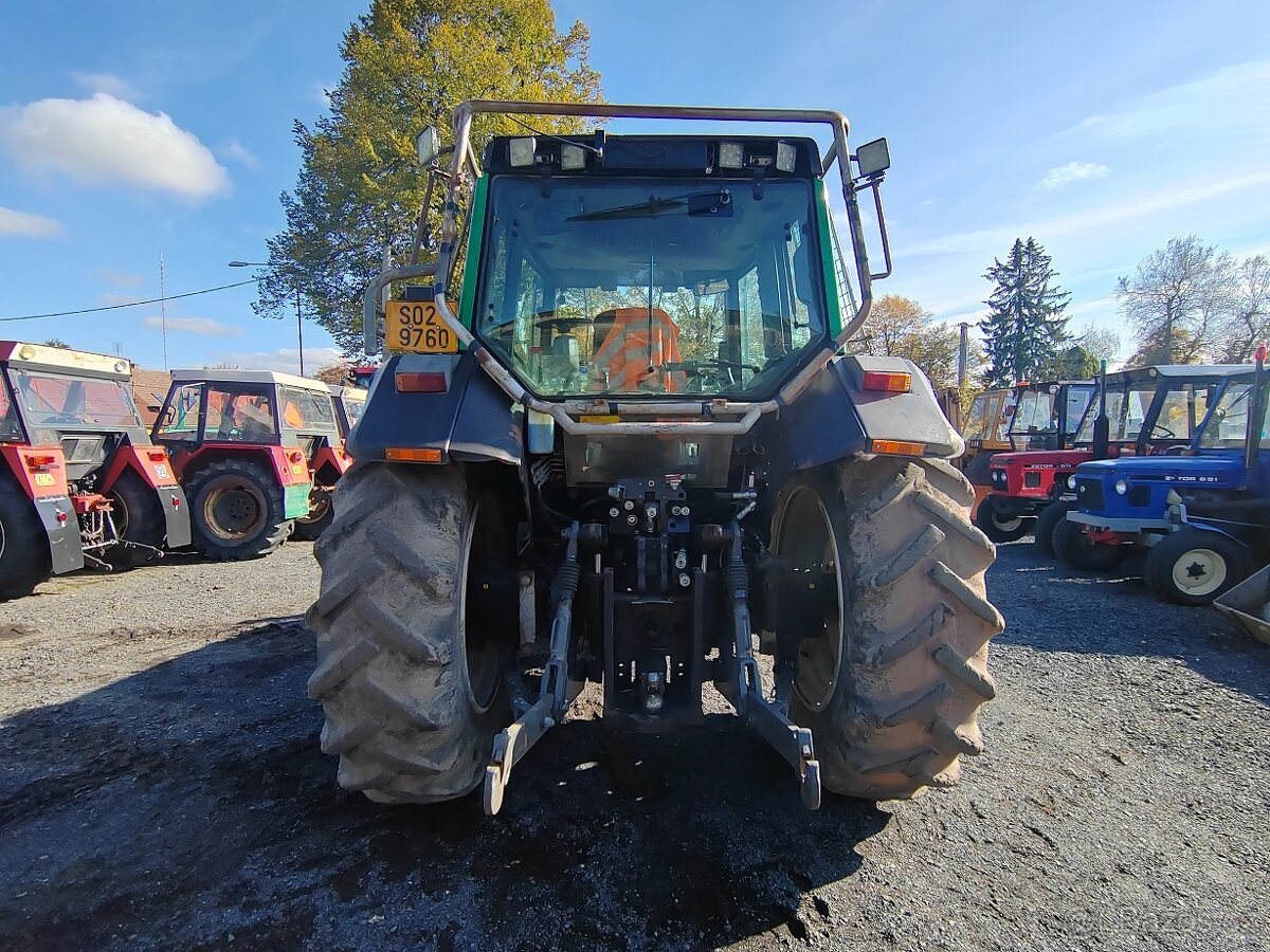VALTRA 6850 lesní kolový traktor - 6