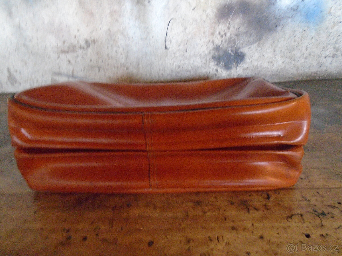 Prodám retro cestovní tašky,tašku na spisy apod. - 6