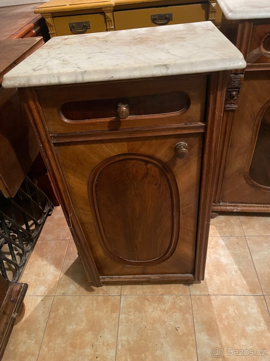 Starožitný nábytek k renovaci - 6