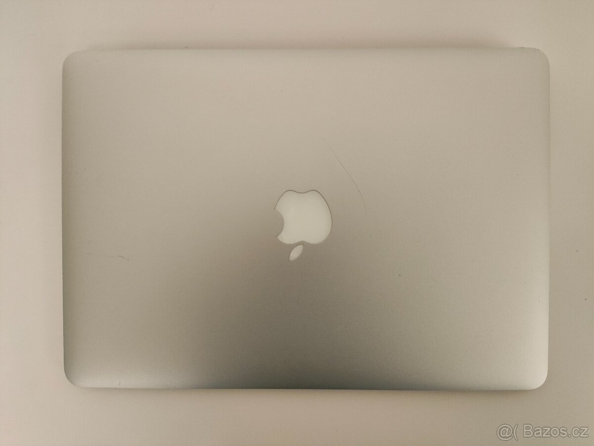 MacBook Air 2017 | i5 • 8GB • 128GB SSD - 6