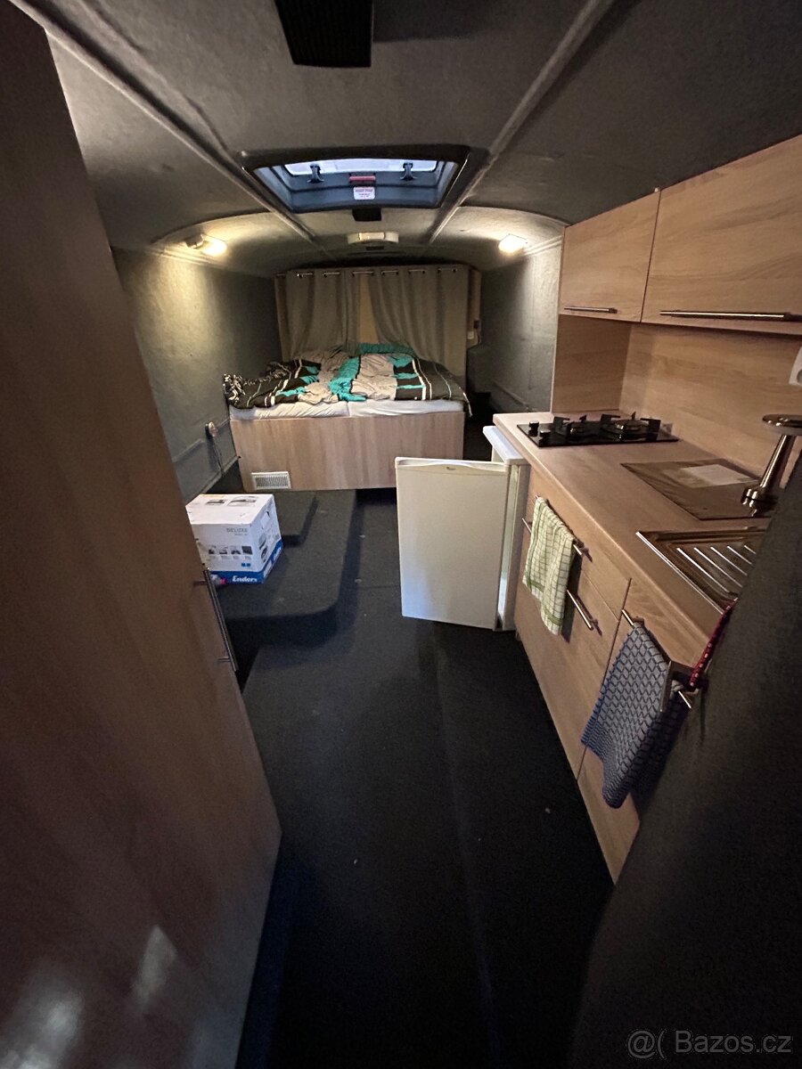 Obytný autobus Karosa C935 - 6