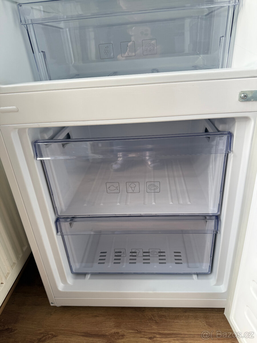 Lednice z mrazákem Beko 200 litrů zánovní - 6