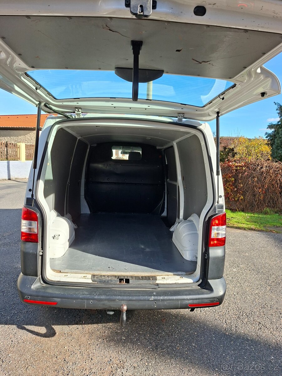 Vw Transporter T5 2.0tdi 103kw 2015 Long serviska klima - 6