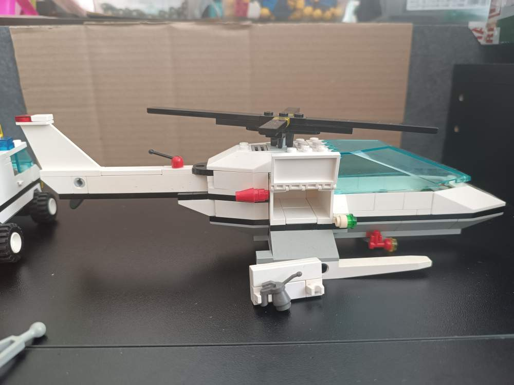 LEGO Town 6545 Search N' Rescue +návod - 6