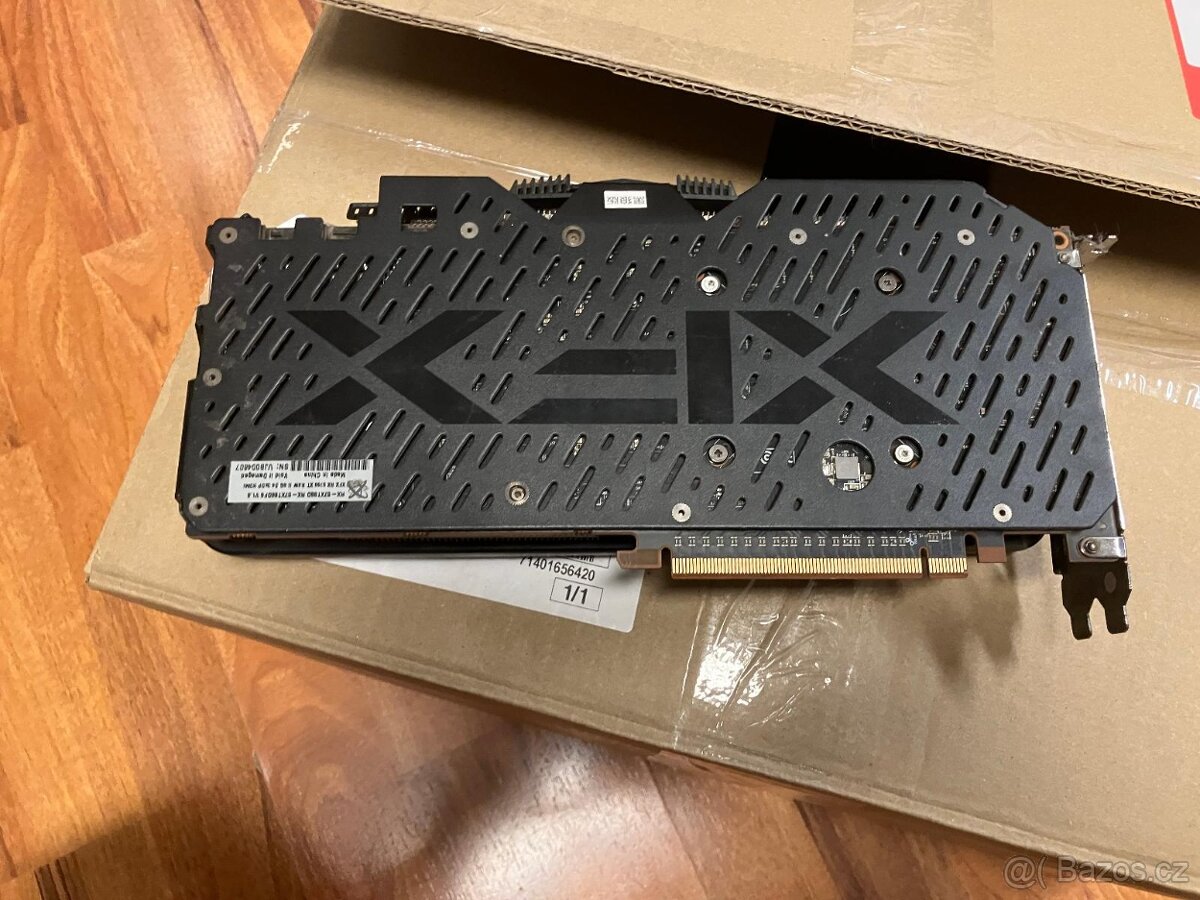 XFX Radeon RX 5700 XT RAW II 8GB GDDR6 - 6